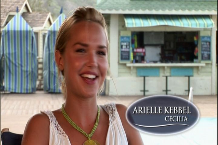 2006-AquamarineFeaturette-AllAboutFashion-037.jpg