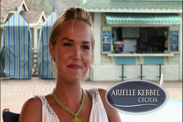 2006-AquamarineFeaturette-AllAboutFashion-041.jpg