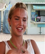 2006-AquamarineFeaturette-AllAboutFashion-064.jpg