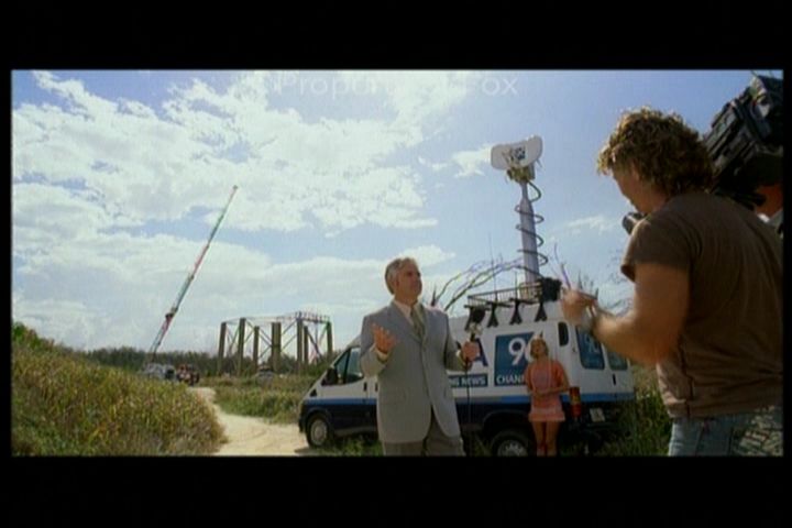 2006-AquamarineFeaturette-KickinitOnSet-096.jpg