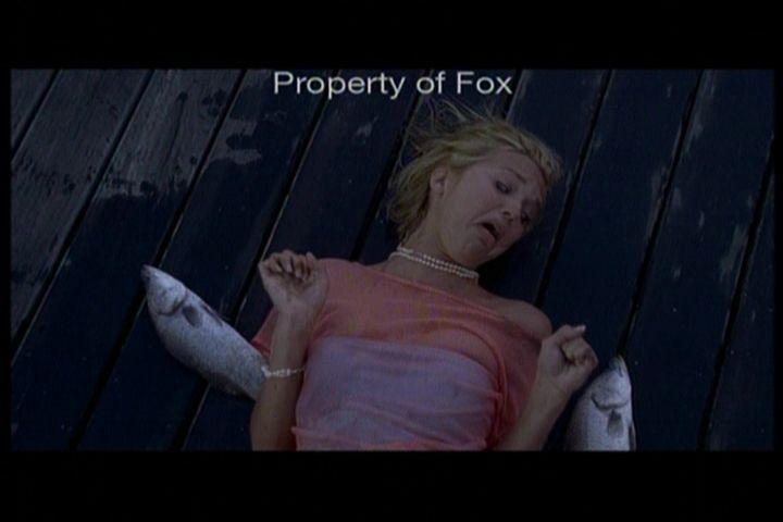 2006-AquamarineFeaturette-KickinitOnSet-124.jpg