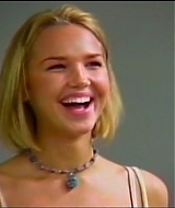 2006-AquamarineFeaturette-AwesomeAudition-003.jpg