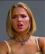 2006-AquamarineFeaturette-AwesomeAudition-018.jpg