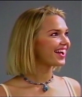 2006-AquamarineFeaturette-AwesomeAudition-101.jpg