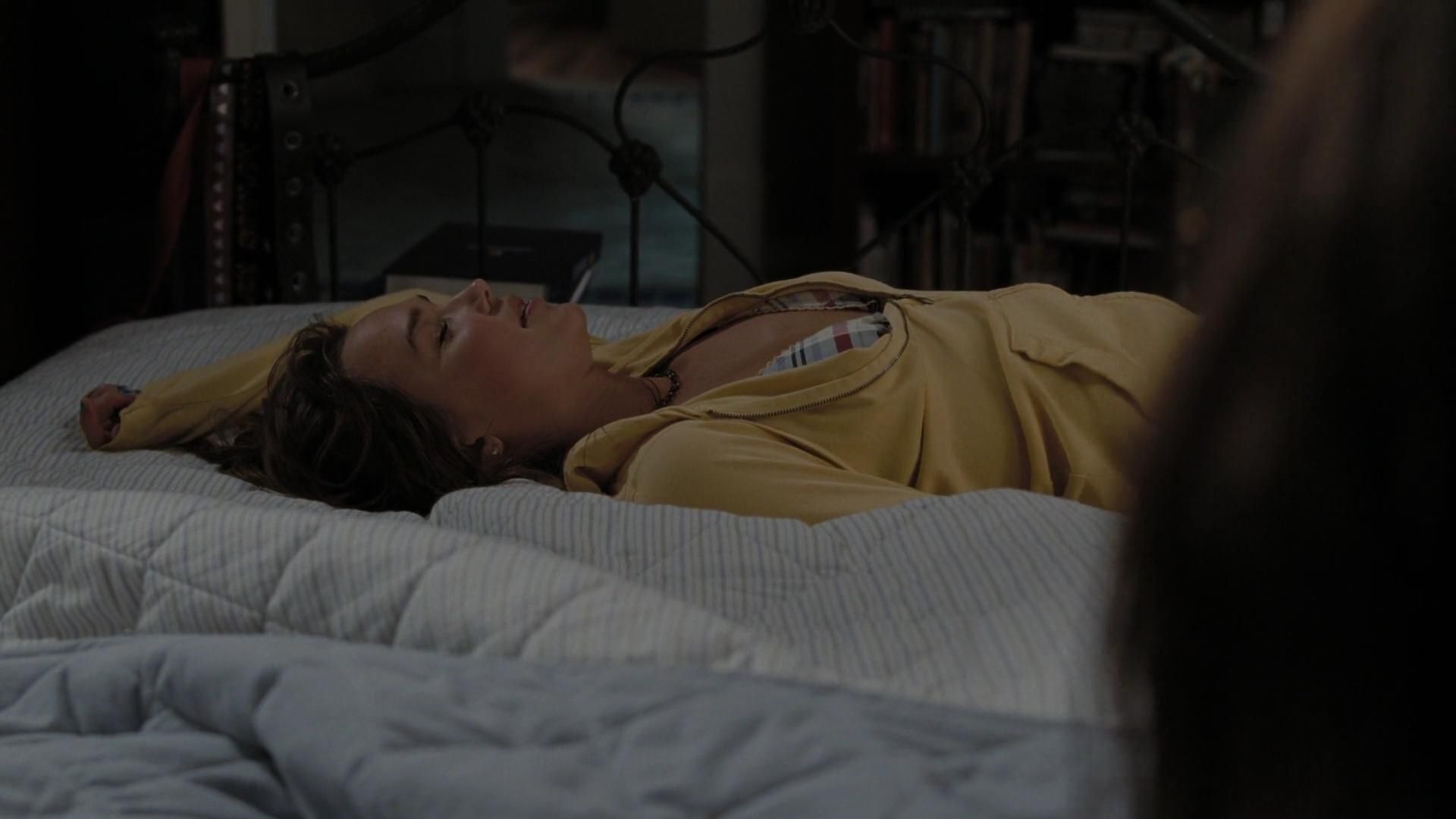 2009-TheUninvited-0205.jpg