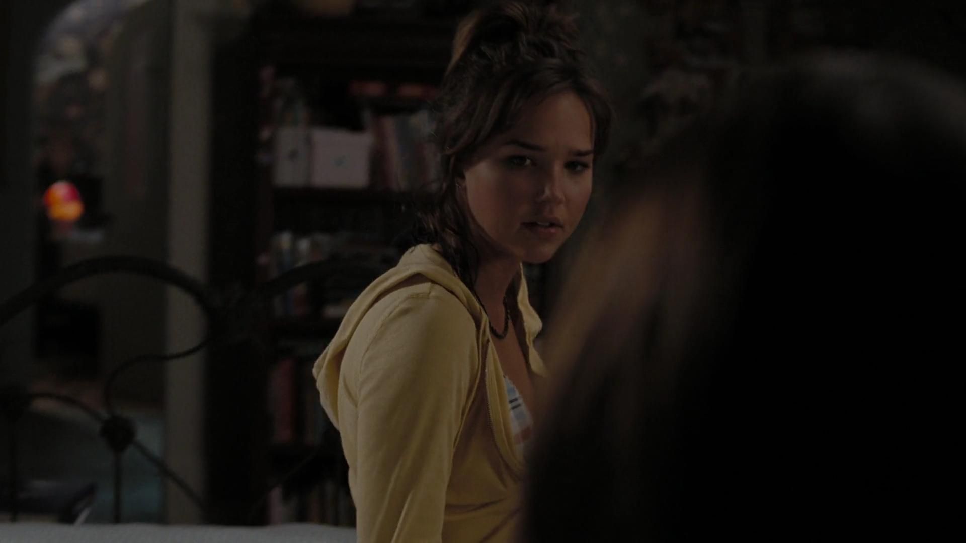 2009-TheUninvited-0222.jpg