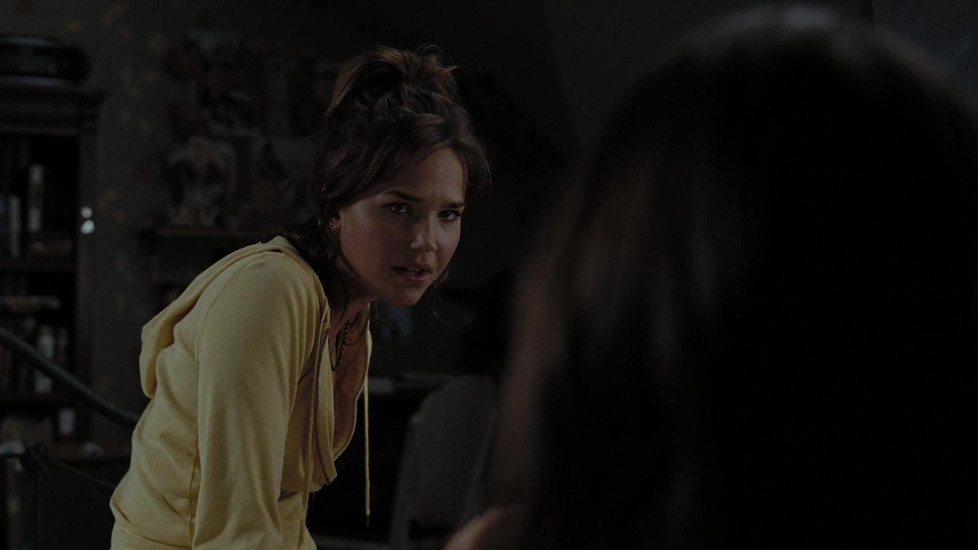 2009-TheUninvited-0223.jpg
