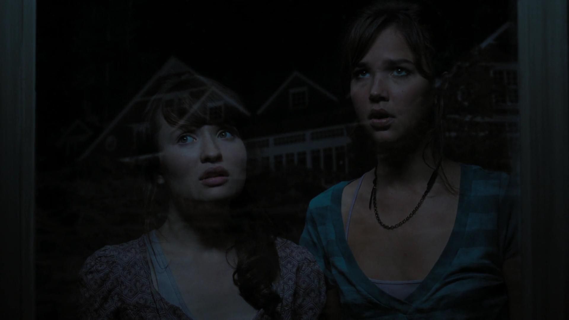2009-TheUninvited-0476.jpg