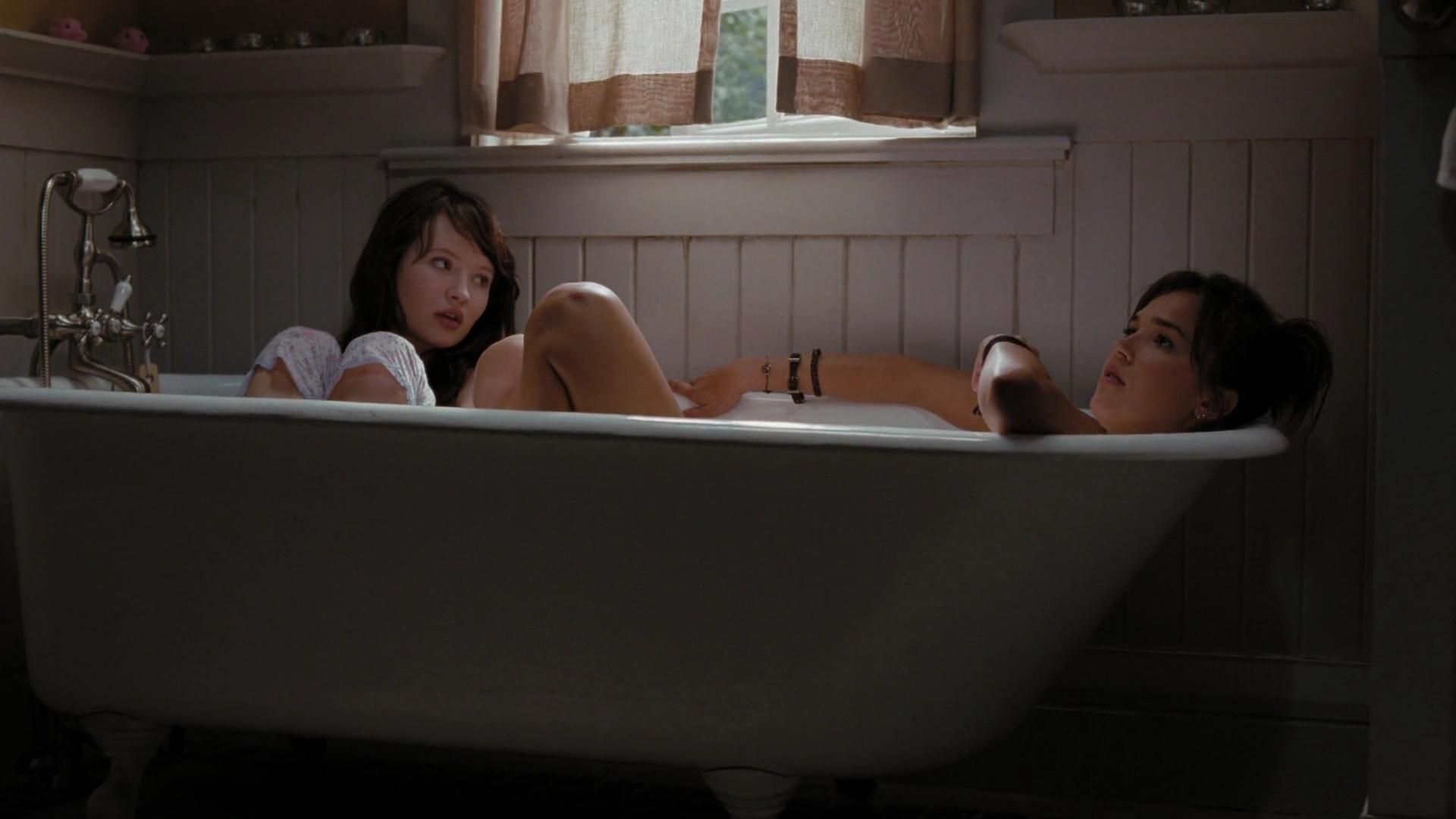 2009-TheUninvited-0501.jpg