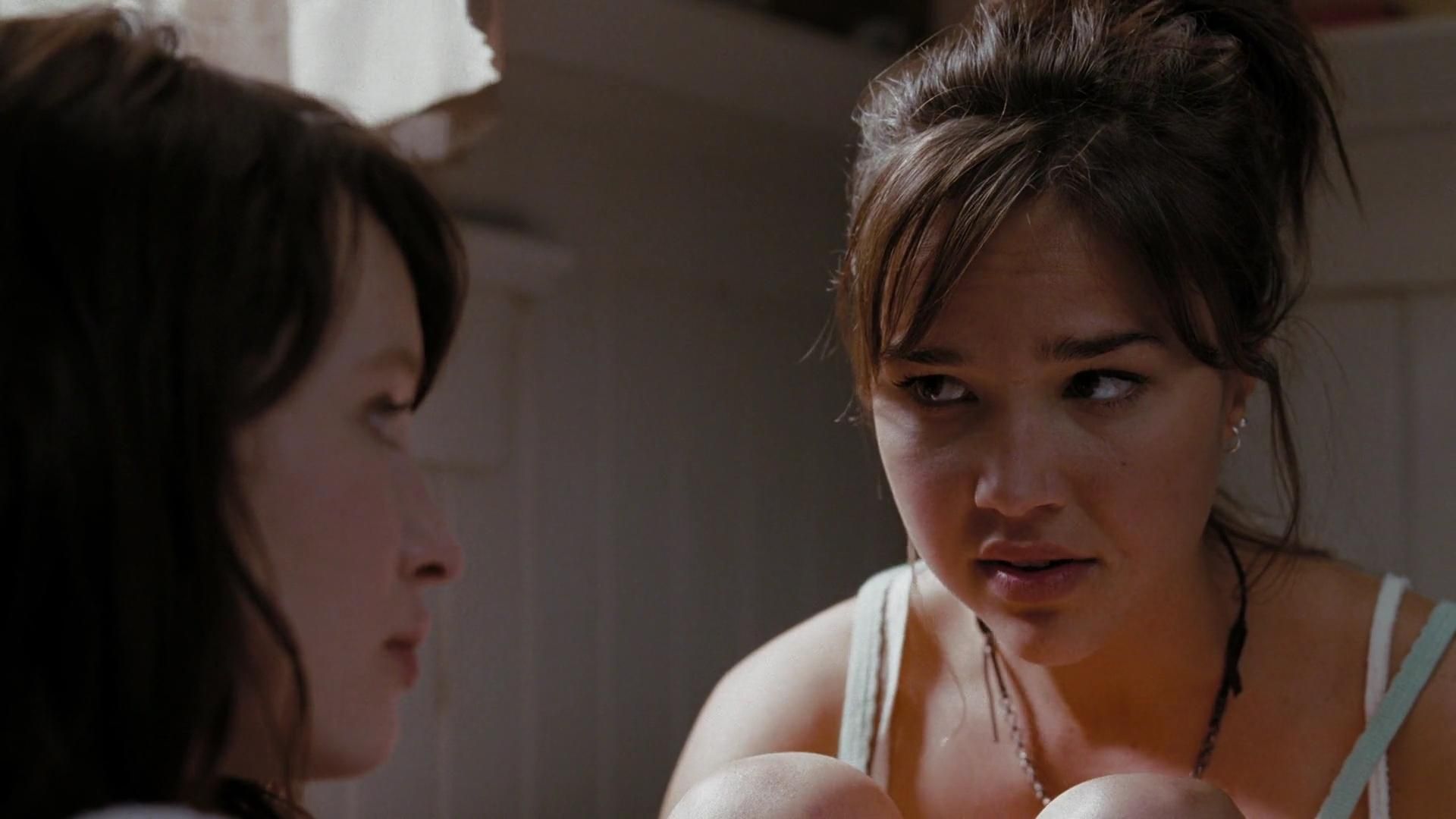 2009-TheUninvited-0562.jpg