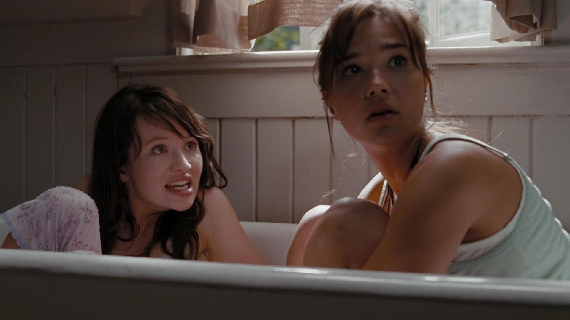 2009-TheUninvited-0567.jpg