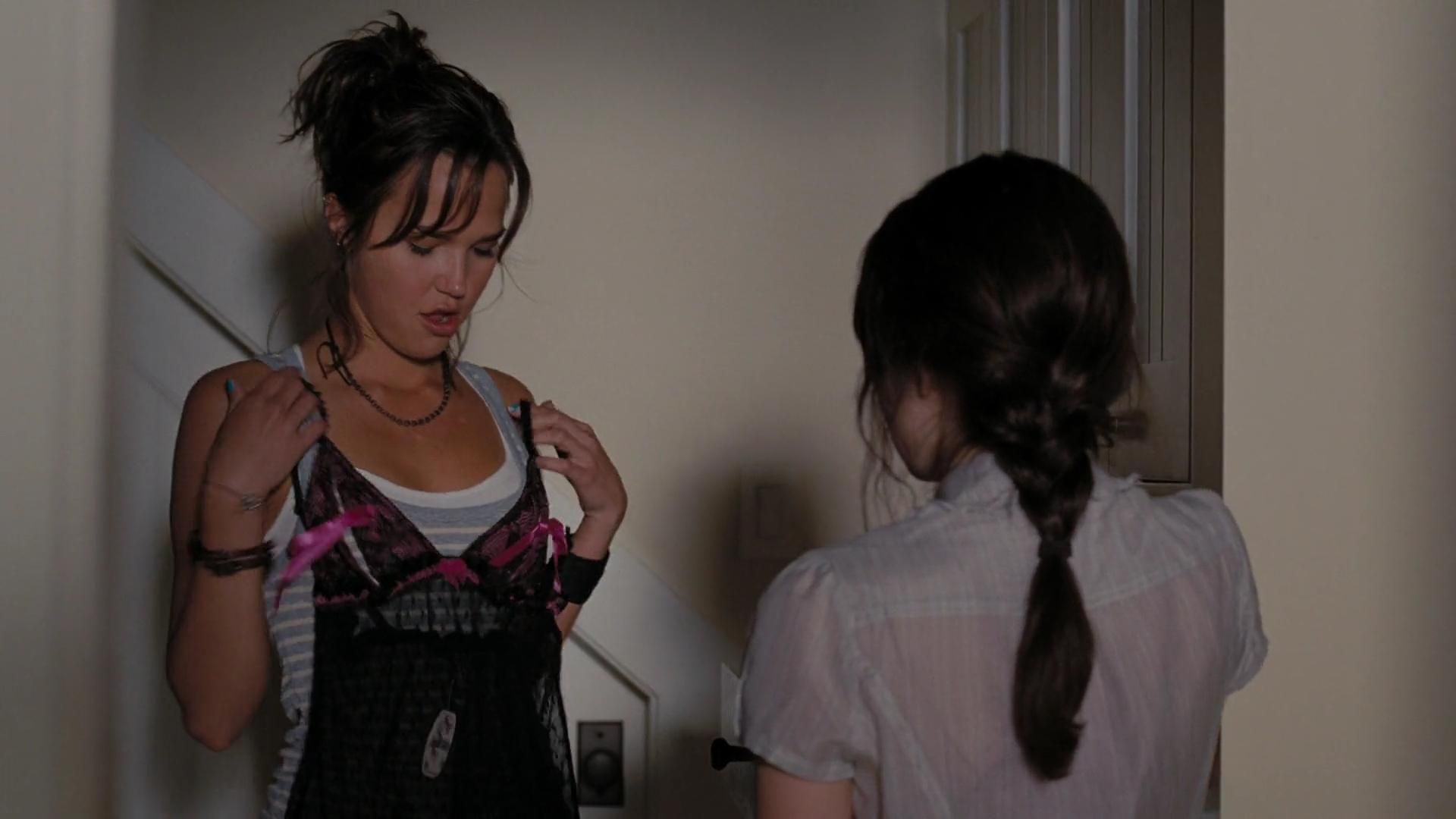 2009-TheUninvited-0630.jpg