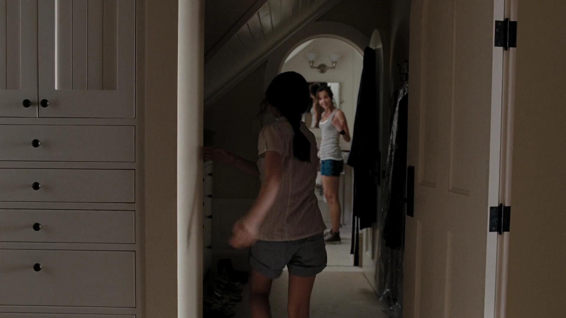 2009-TheUninvited-0638.jpg