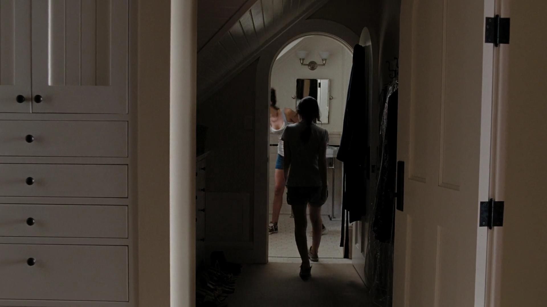 2009-TheUninvited-0642.jpg