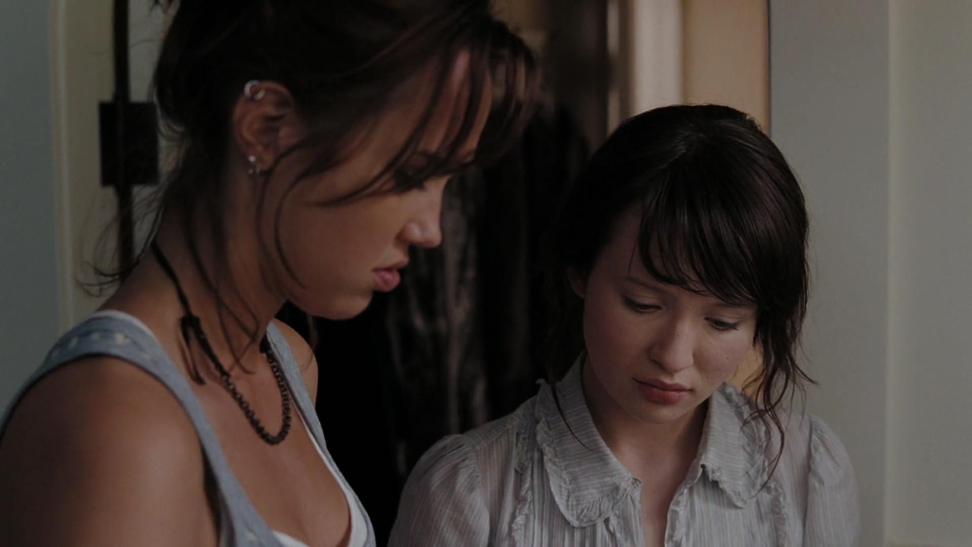 2009-TheUninvited-0668.jpg