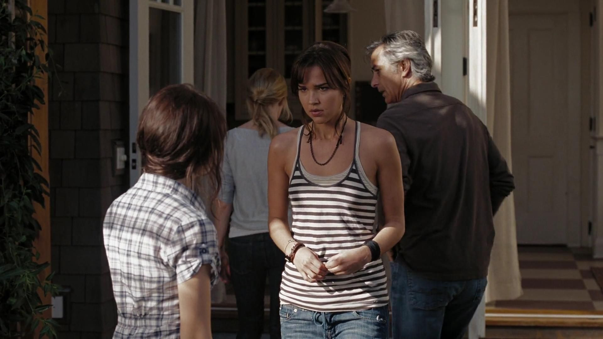2009-TheUninvited-0886.jpg