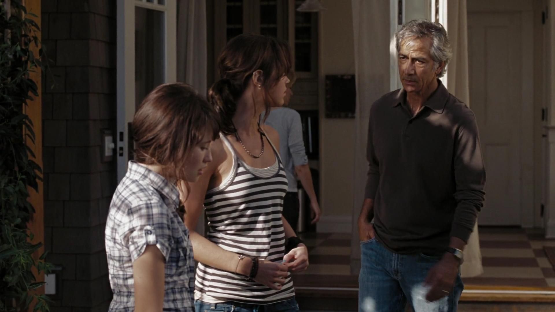 2009-TheUninvited-0890.jpg