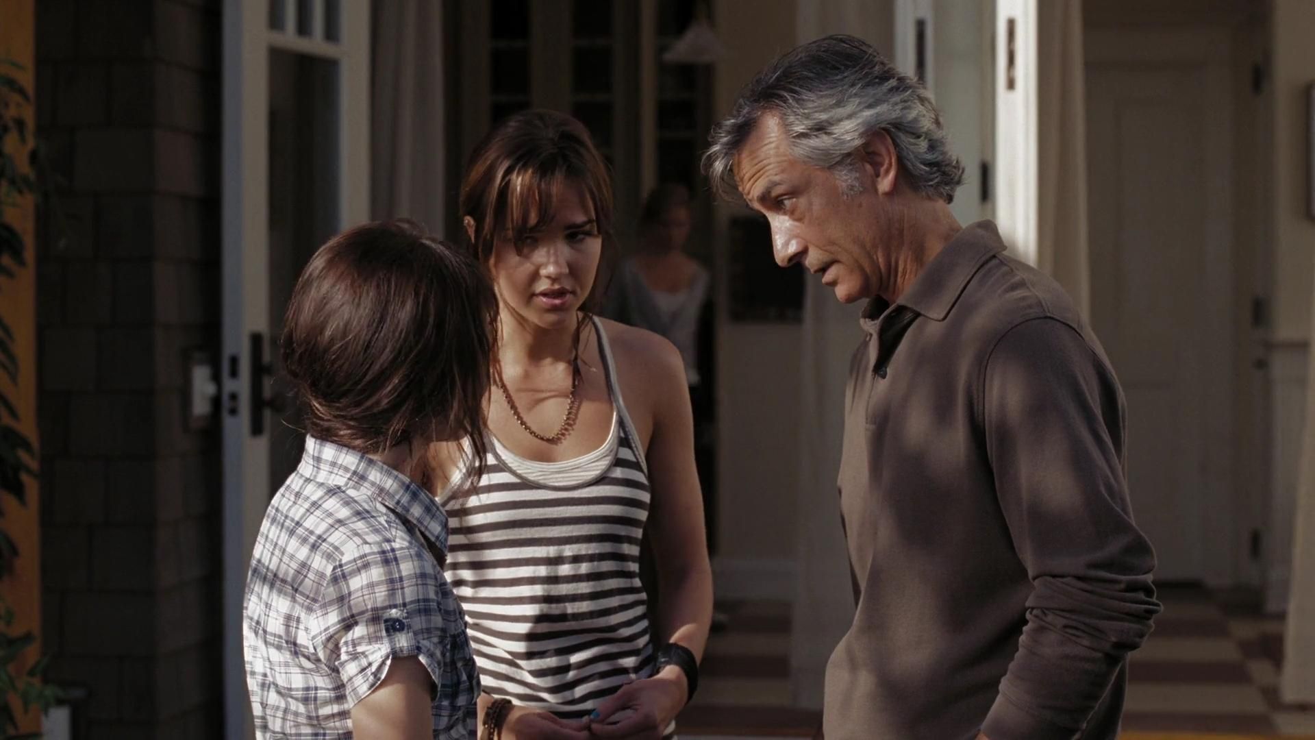 2009-TheUninvited-0896.jpg
