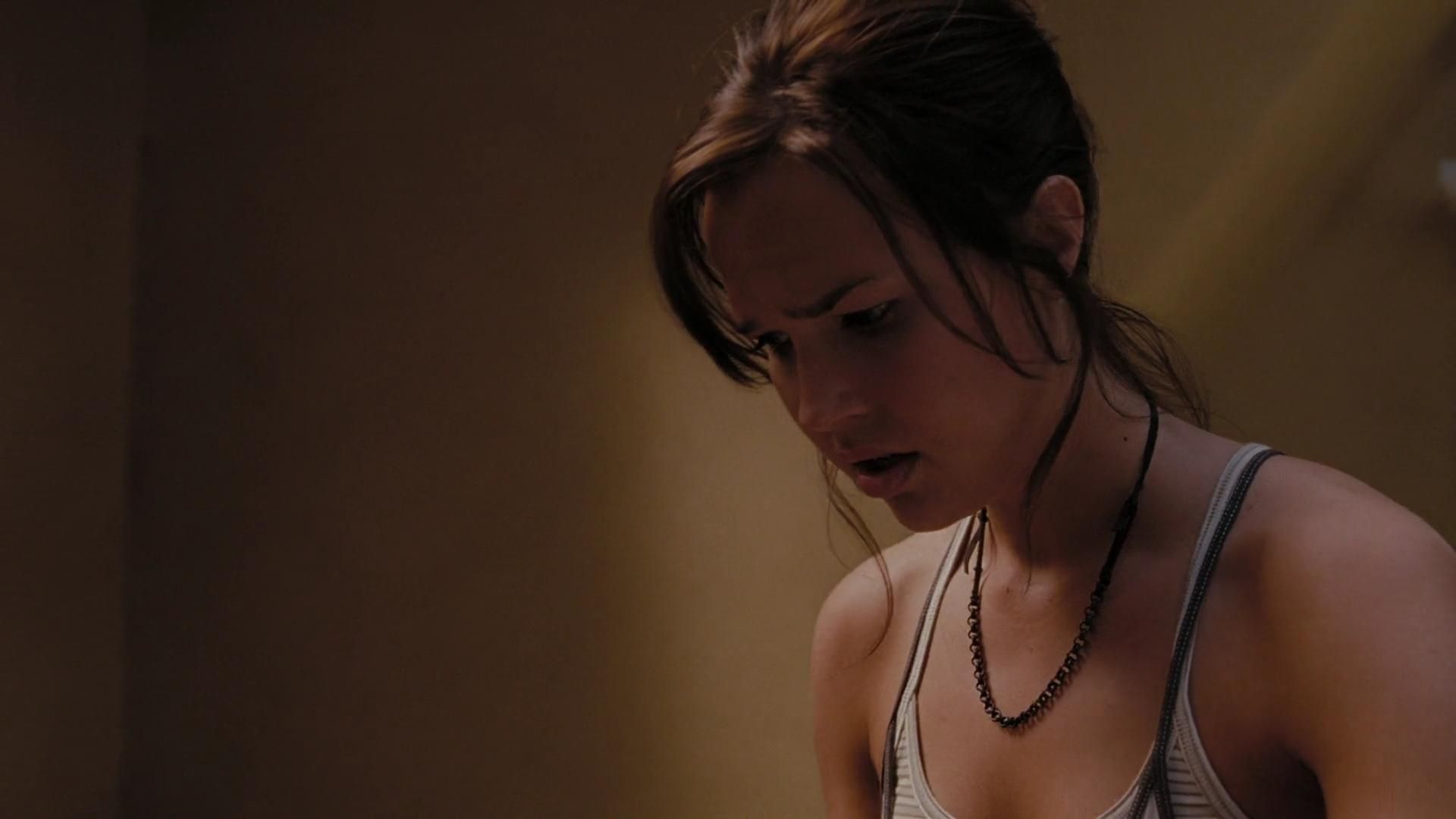 2009-TheUninvited-0943.jpg