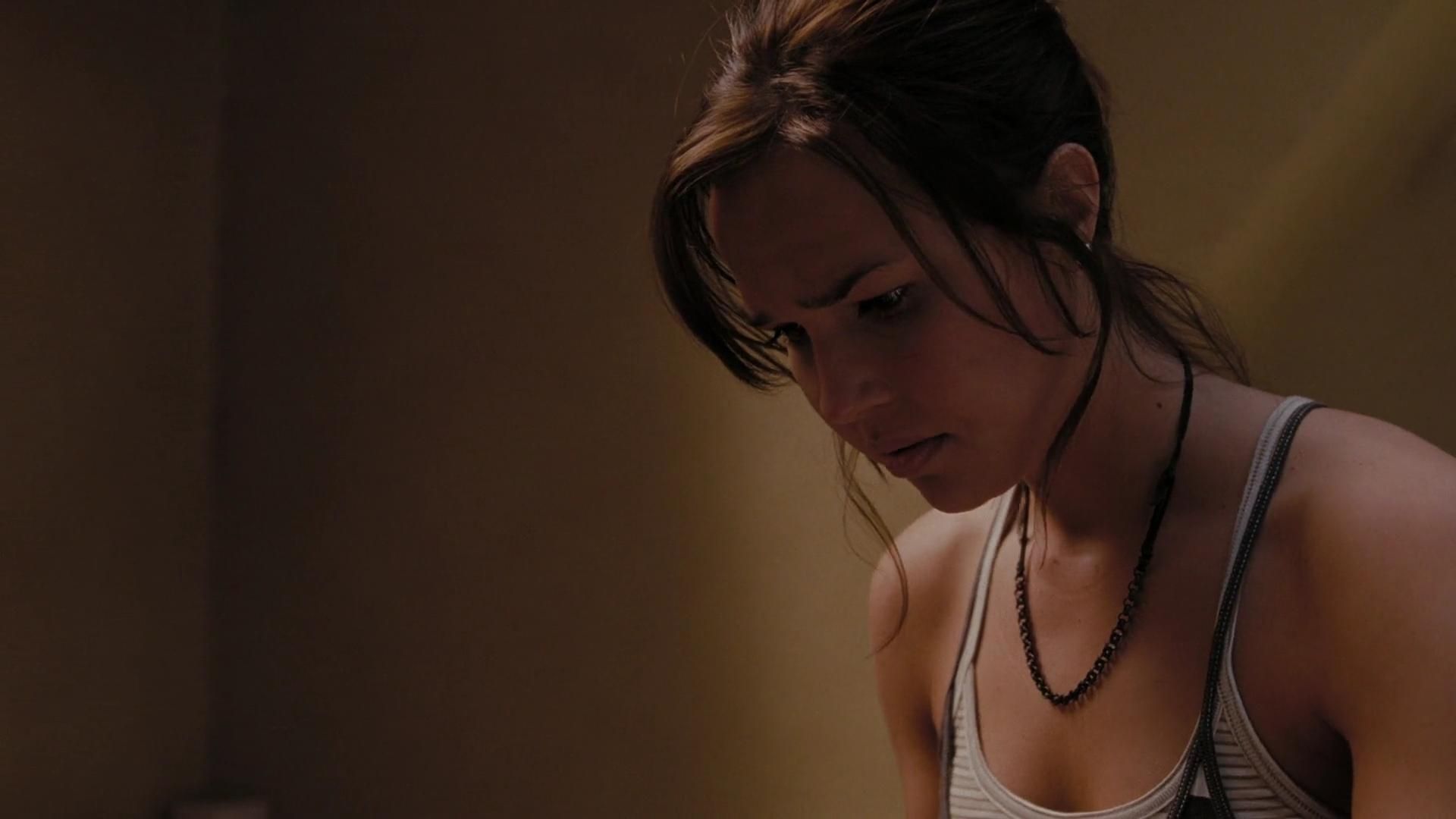 2009-TheUninvited-0945.jpg