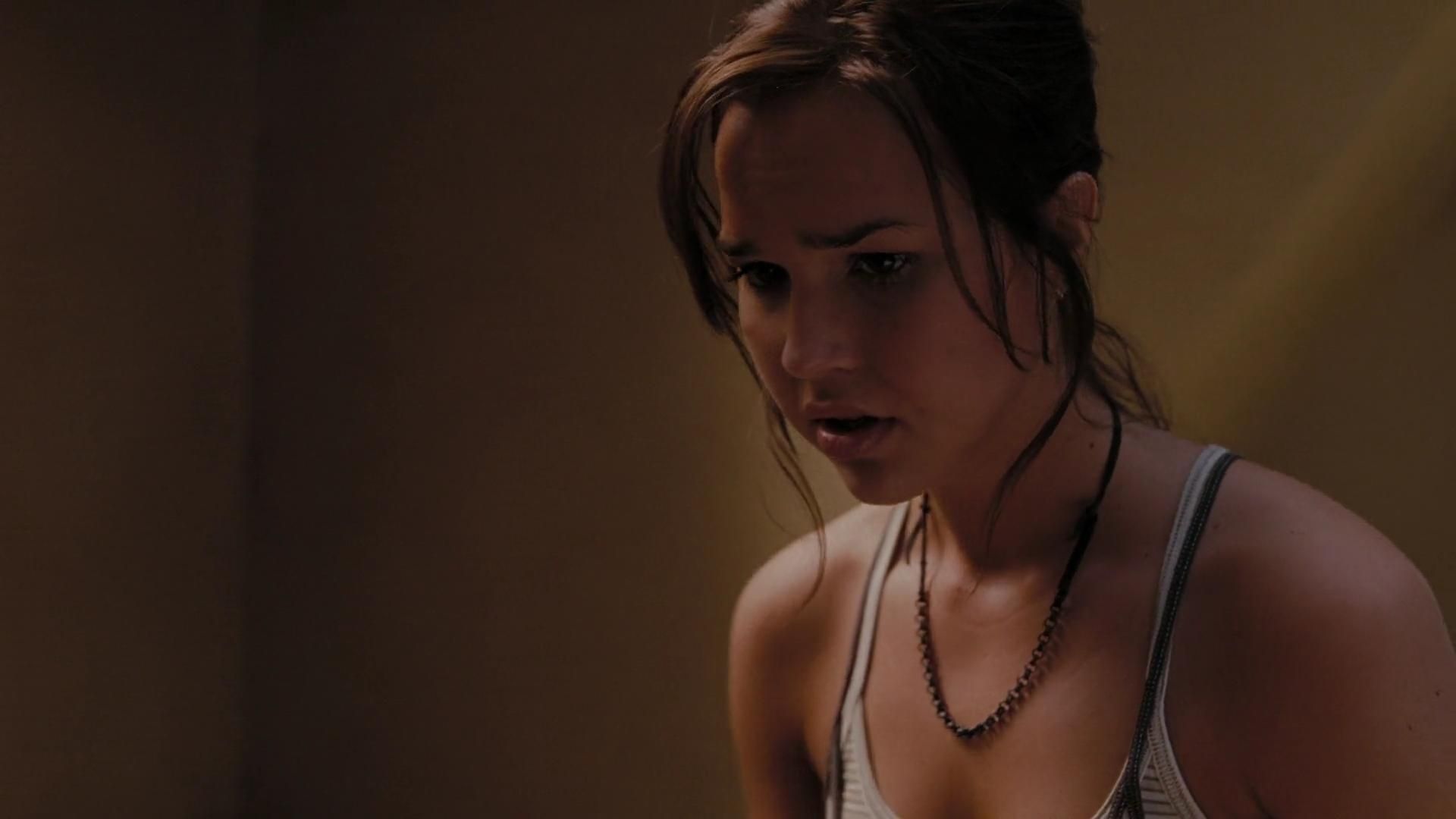 2009-TheUninvited-0953.jpg