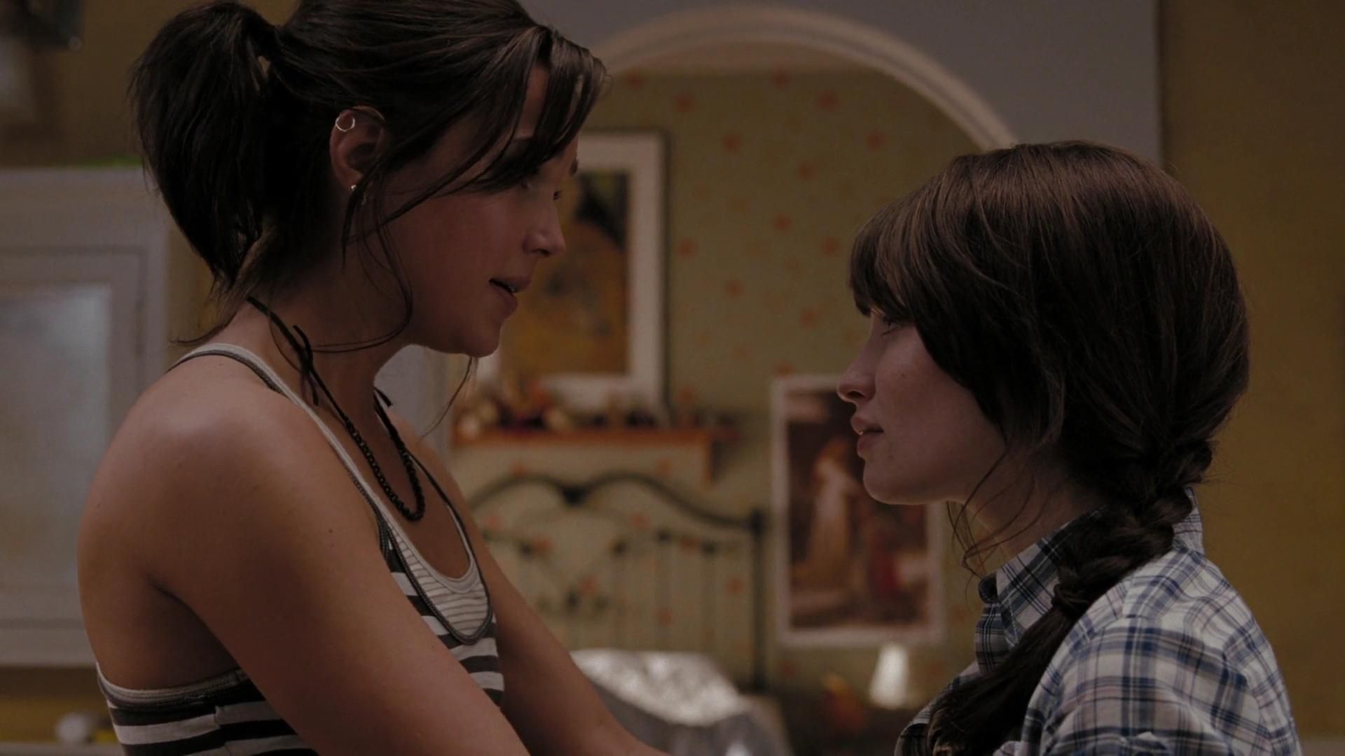 2009-TheUninvited-1001.jpg