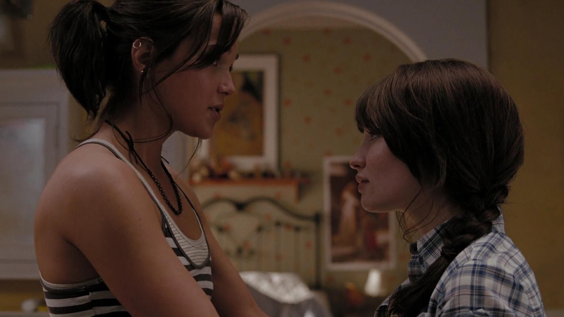 2009-TheUninvited-1002.jpg