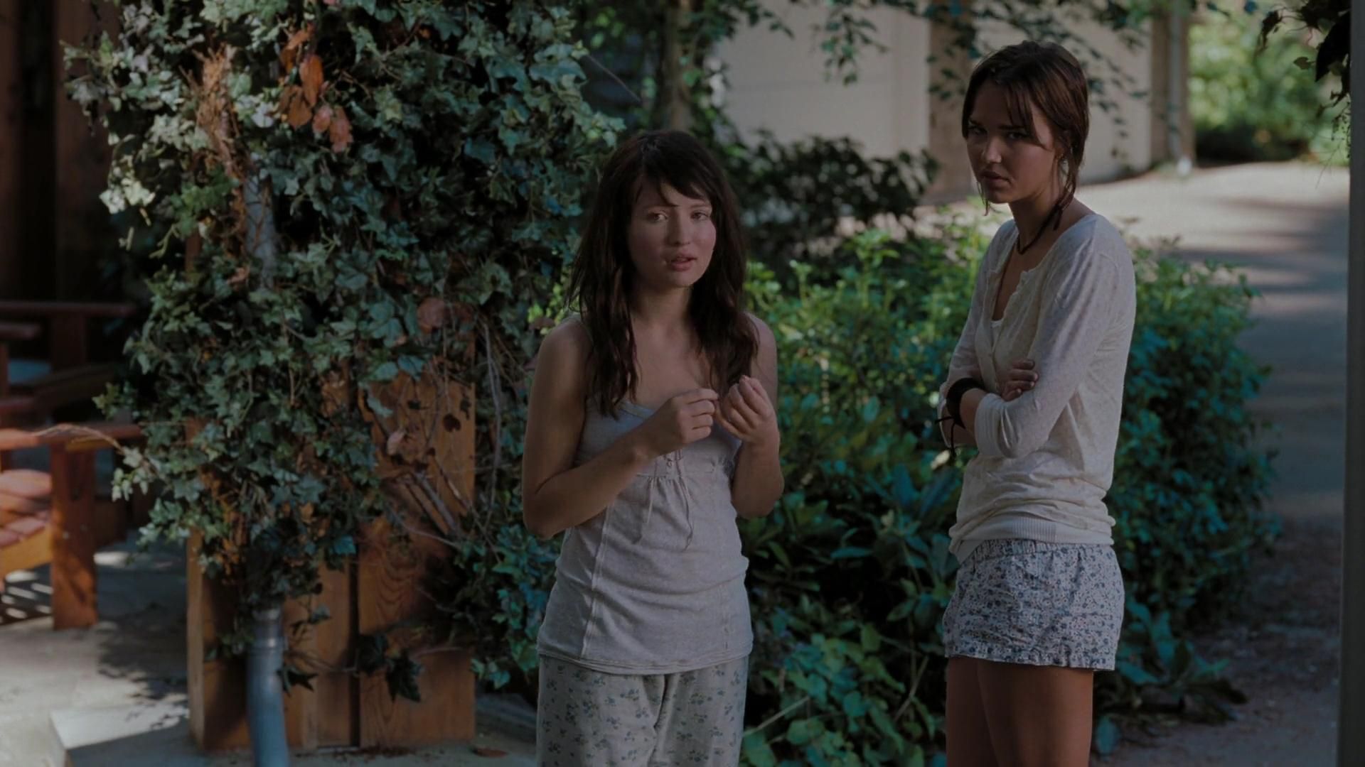 2009-TheUninvited-1186.jpg
