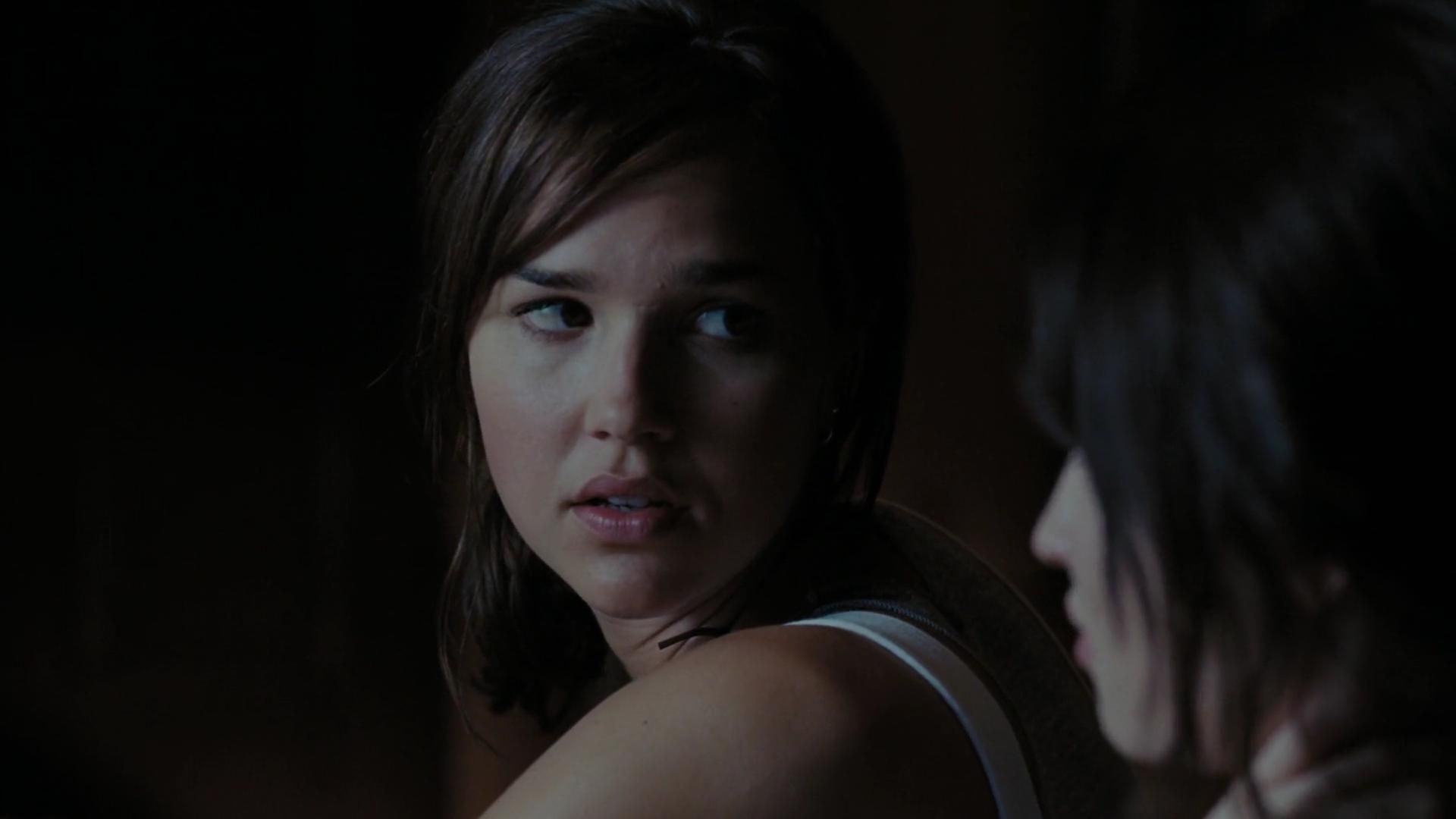 2009-TheUninvited-1253.jpg
