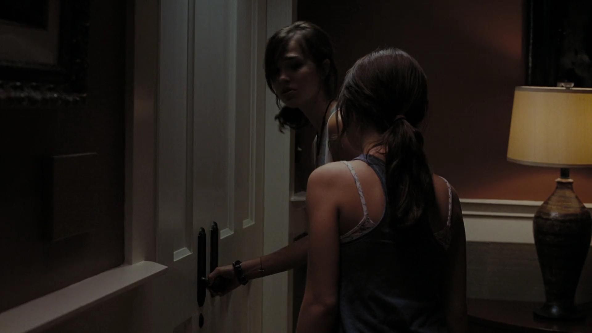 2009-TheUninvited-1298.jpg