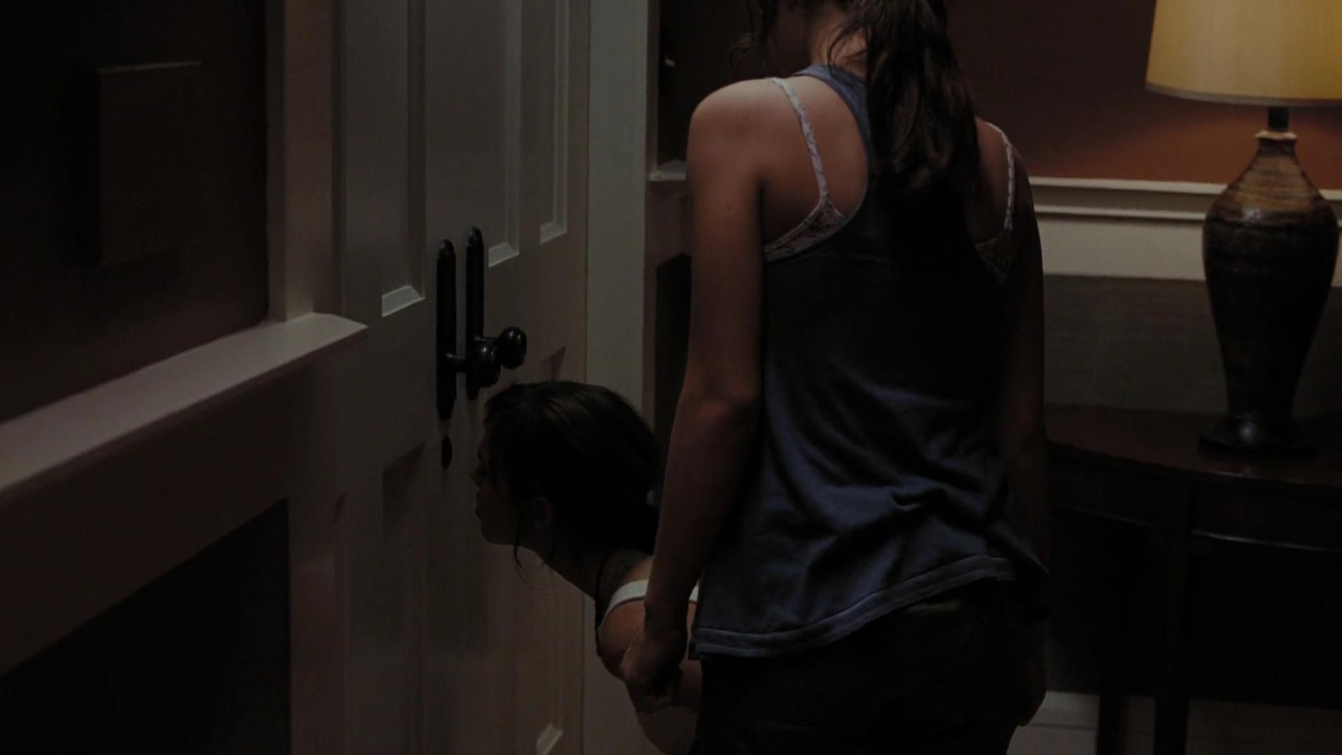 2009-TheUninvited-1302.jpg