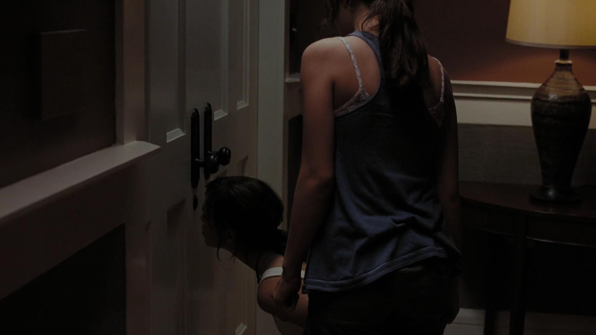2009-TheUninvited-1303.jpg