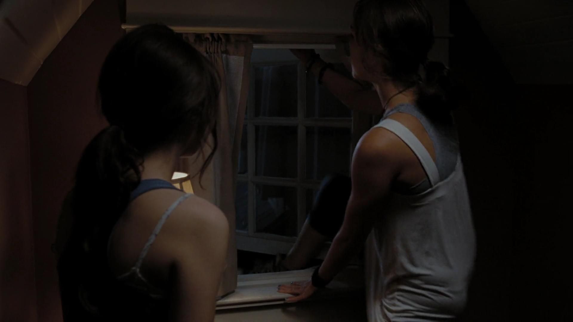 2009-TheUninvited-1313.jpg