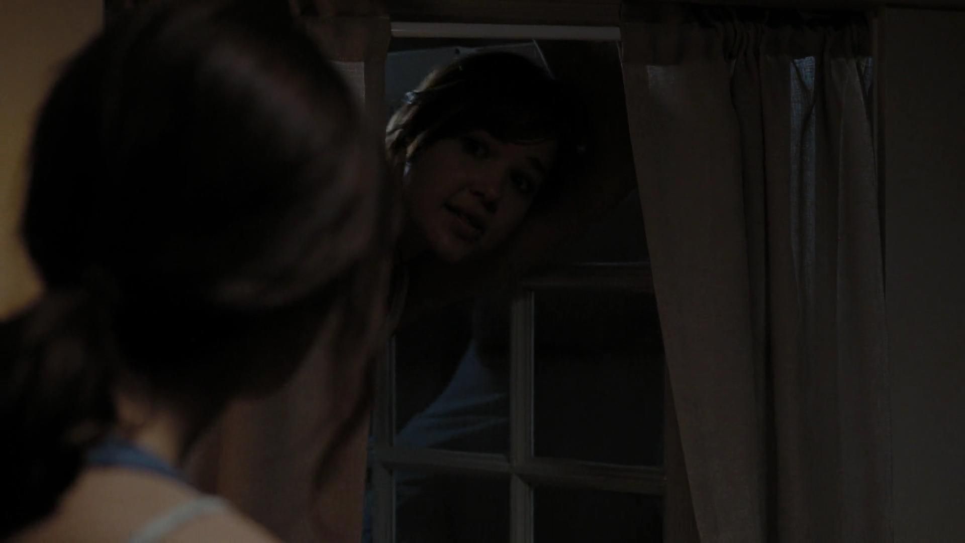 2009-TheUninvited-1315.jpg