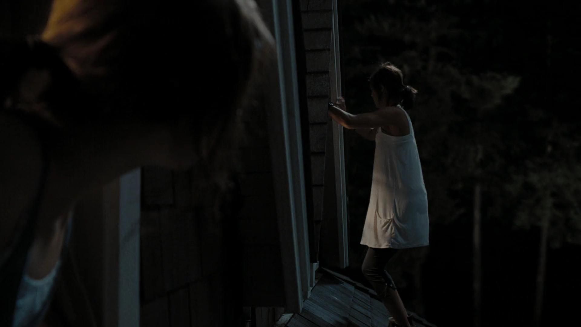 2009-TheUninvited-1323.jpg