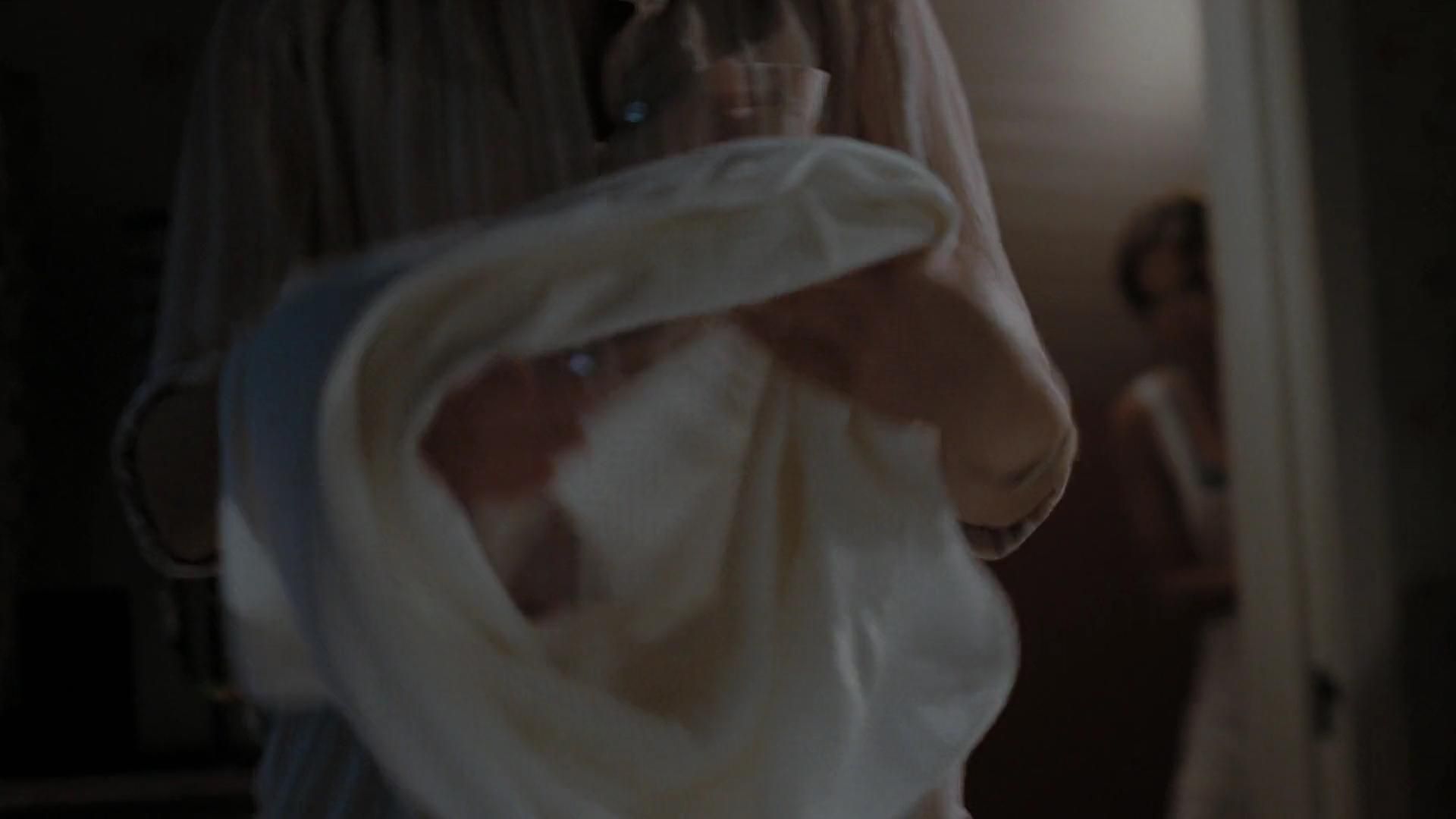 2009-TheUninvited-1406.jpg