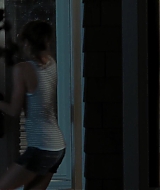 Filename=2009-TheUninvited-0711.jpg
Filesize=77KiB
Dimensions=1920x1080
Date added=Sep 03, 2021 2009-TheUninvited-0711.jpg