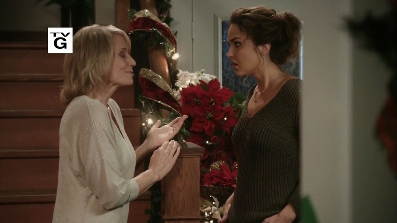2012-ABrideforChristmas-1340.jpg