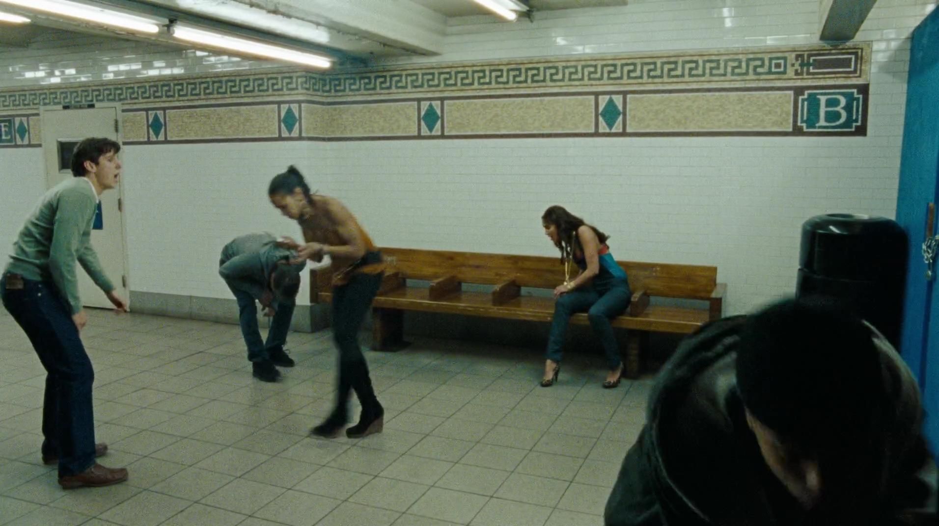 2013-NYCUnderground-219.jpg