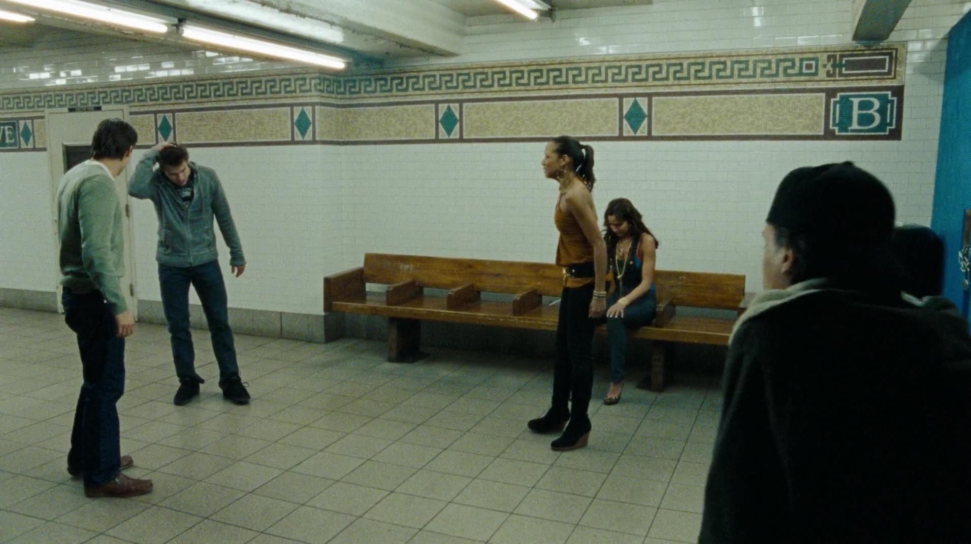 2013-NYCUnderground-223.jpg