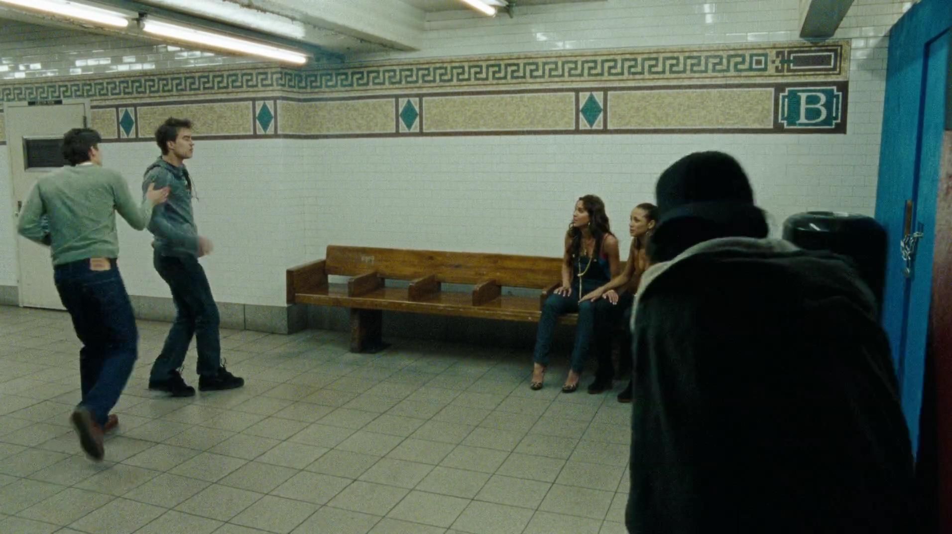 2013-NYCUnderground-252.jpg