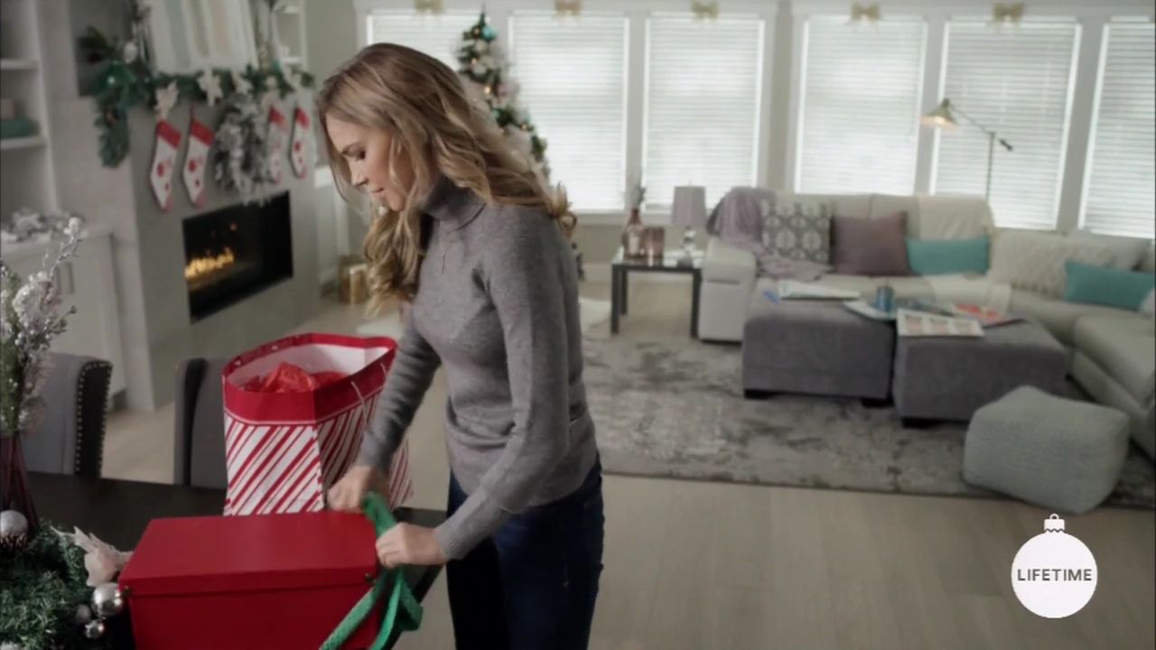 2017-FourChristmasandWedding-0051.jpg