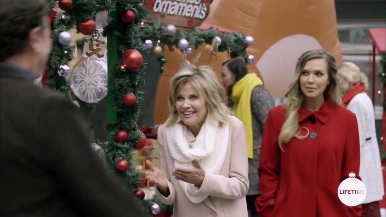 2017-FourChristmasandWedding-0274.jpg