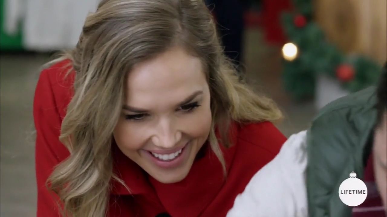 2017-FourChristmasandWedding-0395.jpg