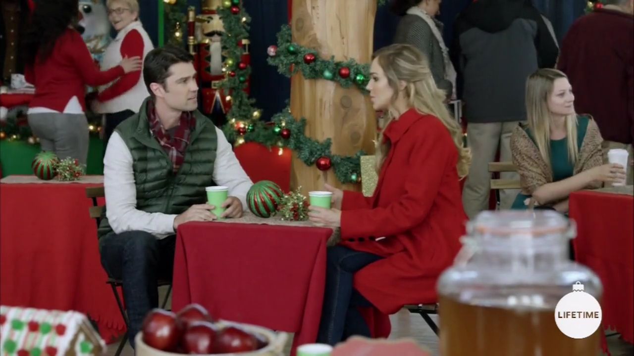 2017-FourChristmasandWedding-0443.jpg