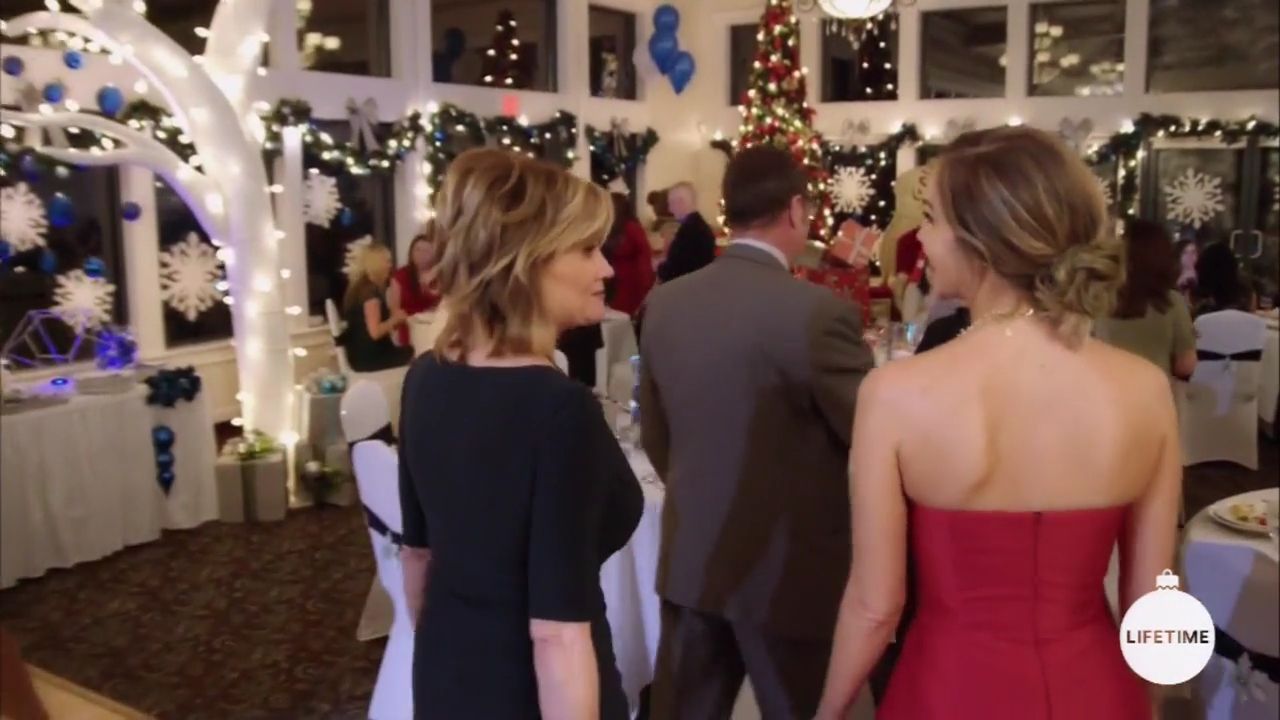 2017-FourChristmasandWedding-0536.jpg