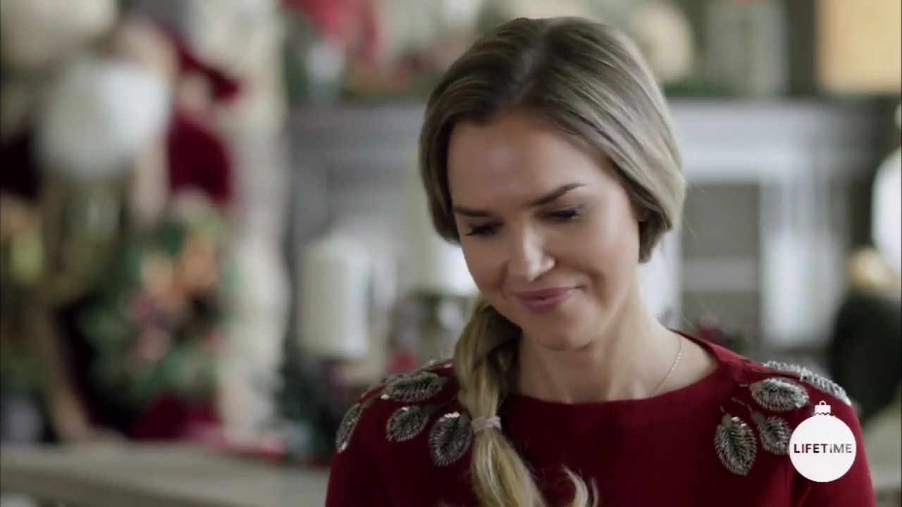2017-FourChristmasandWedding-0732.jpg