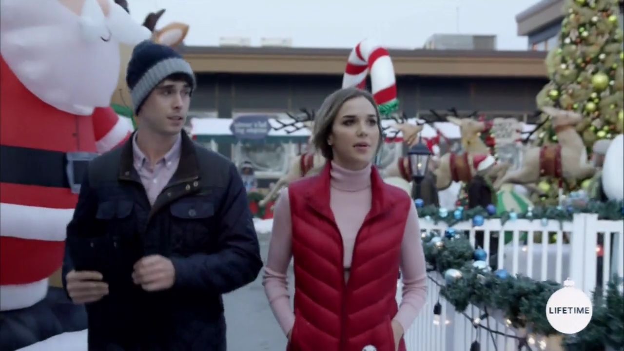 2017-FourChristmasandWedding-0794.jpg