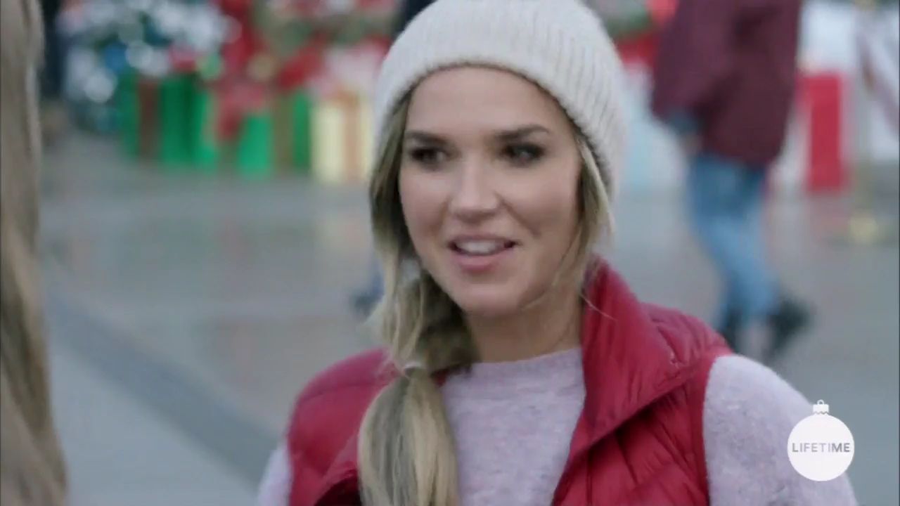 2017-FourChristmasandWedding-1067.jpg