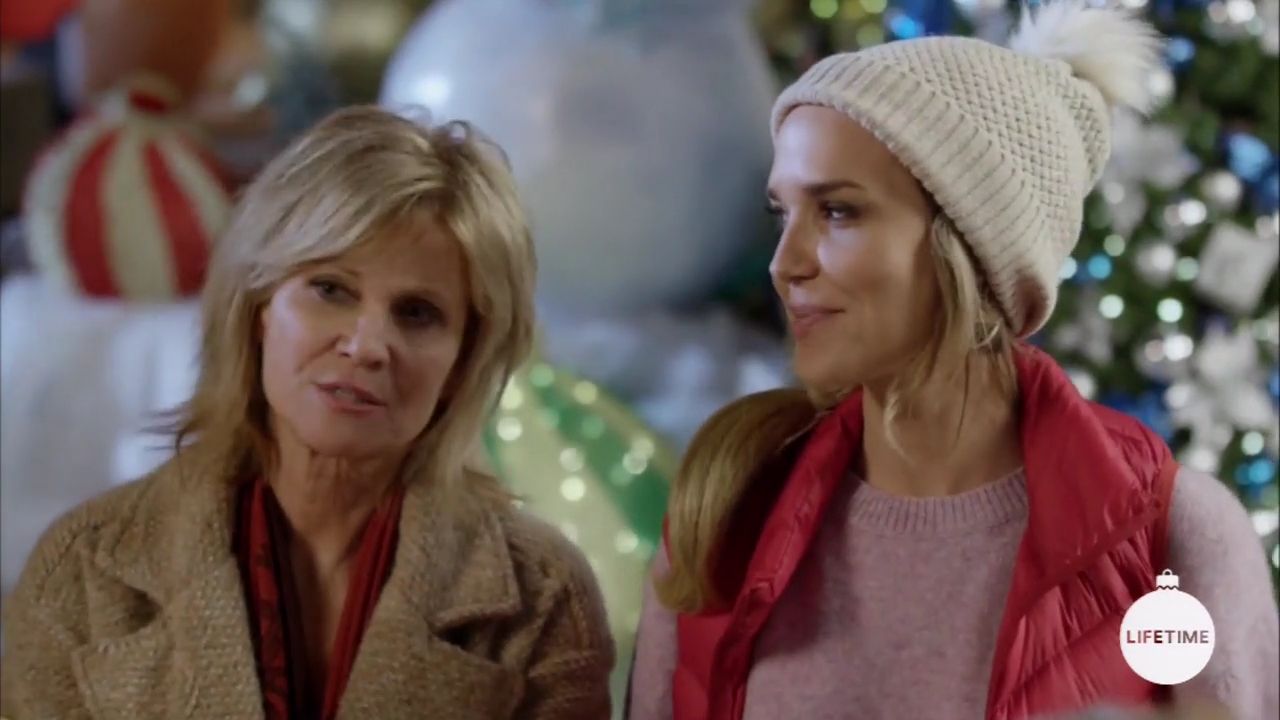 2017-FourChristmasandWedding-1156.jpg